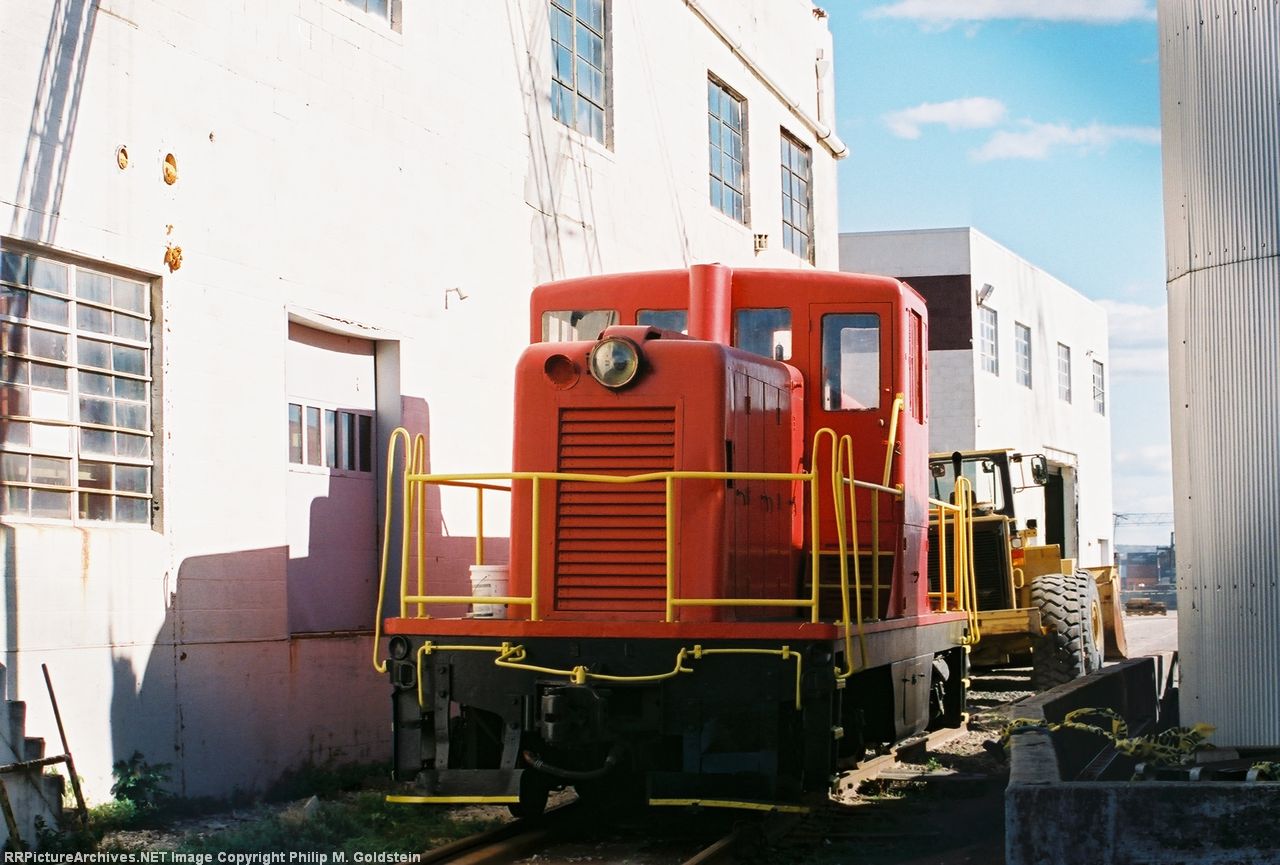 CME no # - ex-USN Philadelphia Naval Shipyard #24 