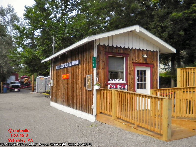 Depot - Passenger - Kiski Junction RR