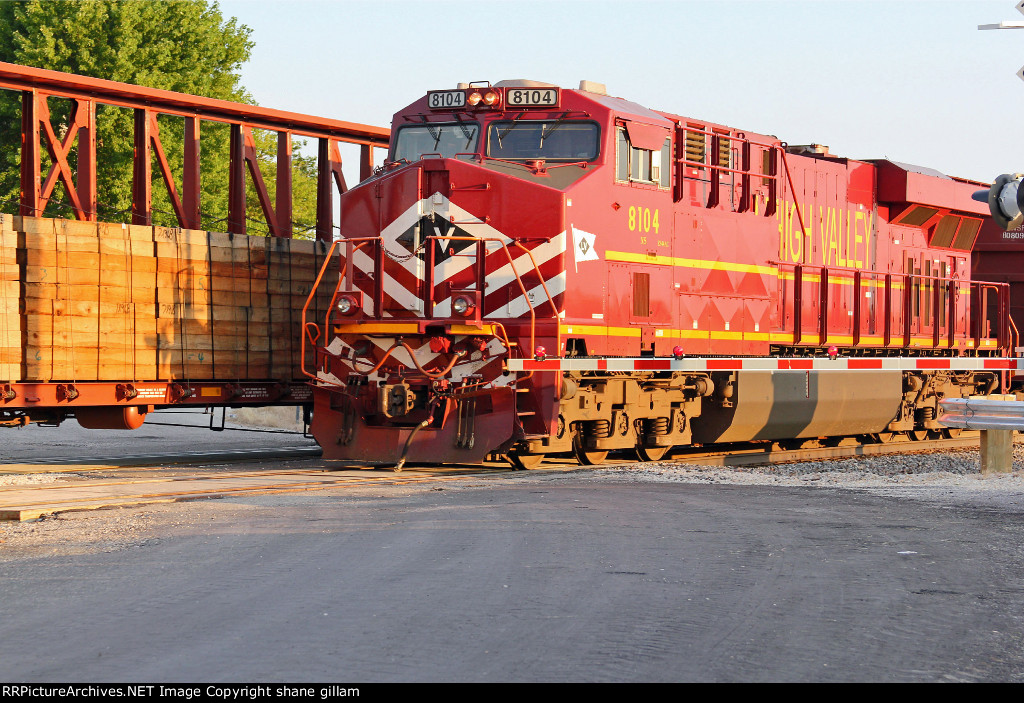 NS 8104 She's pretty and clean!