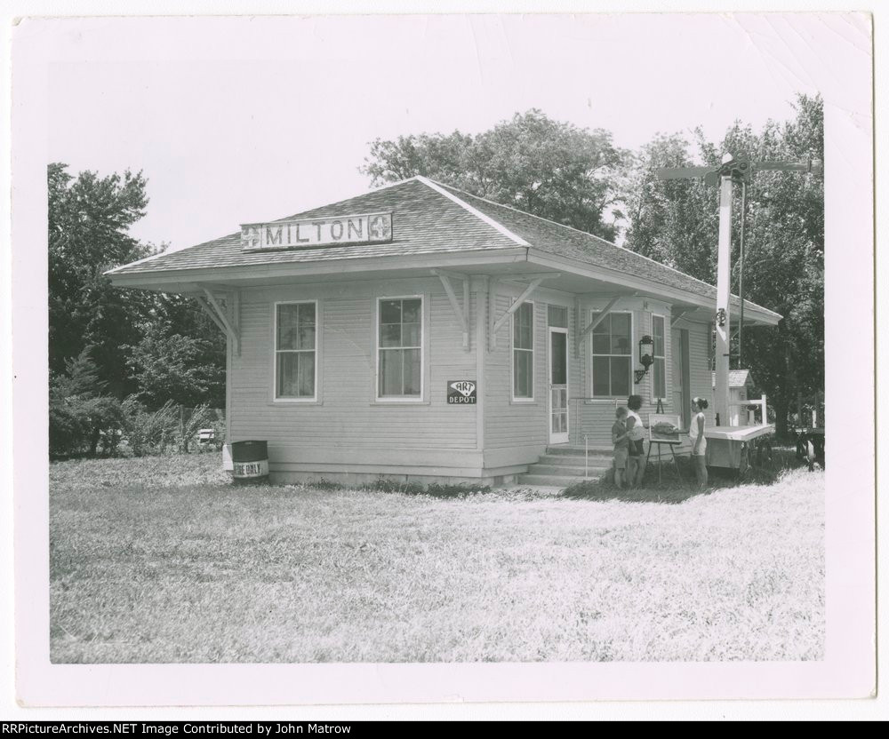 Former ATSF Milton Depot