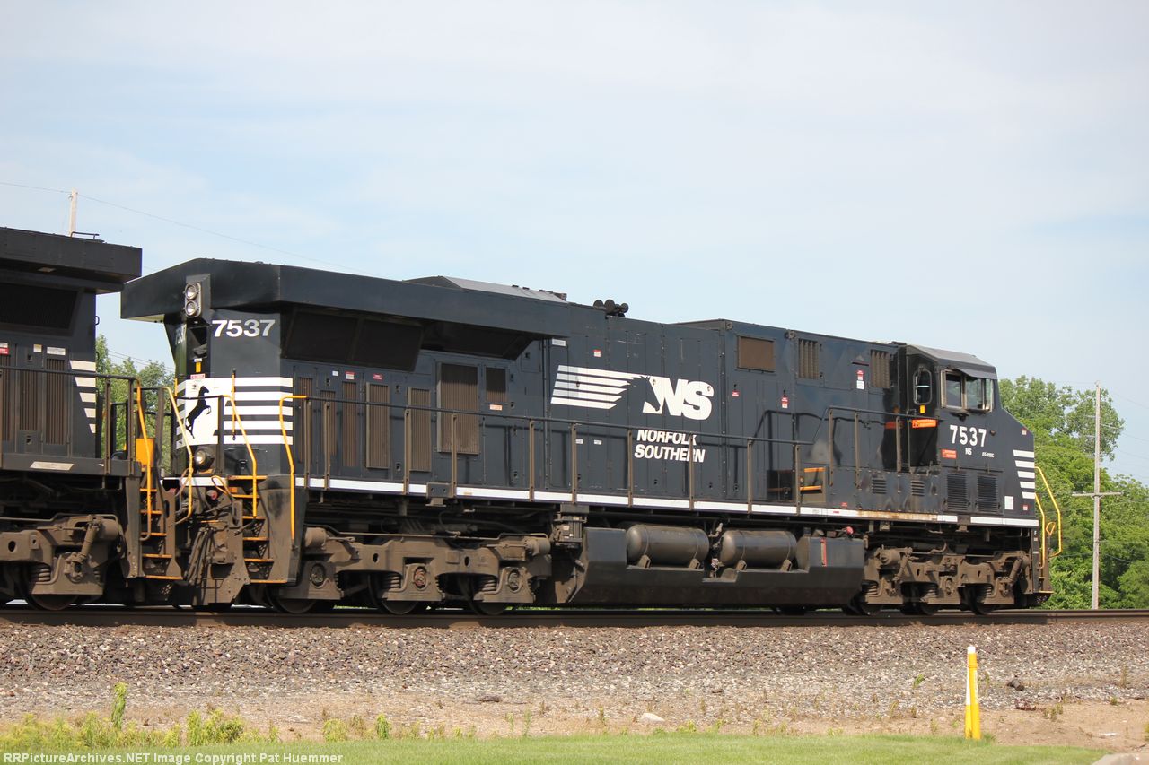 NS 7537