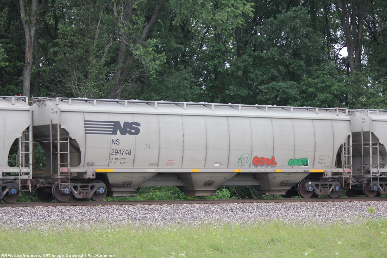 NS 294748
