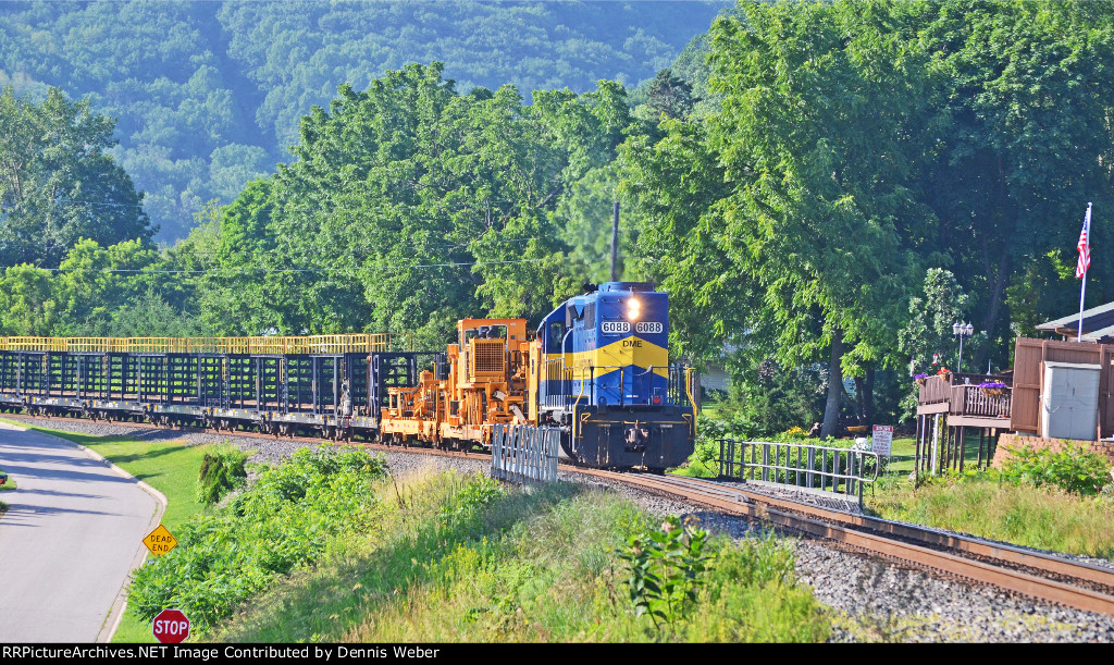 DM&E 6088,  CP's   River  Sub.