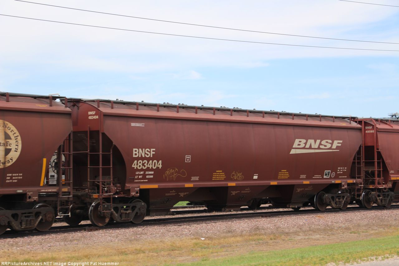 BNSF 483404