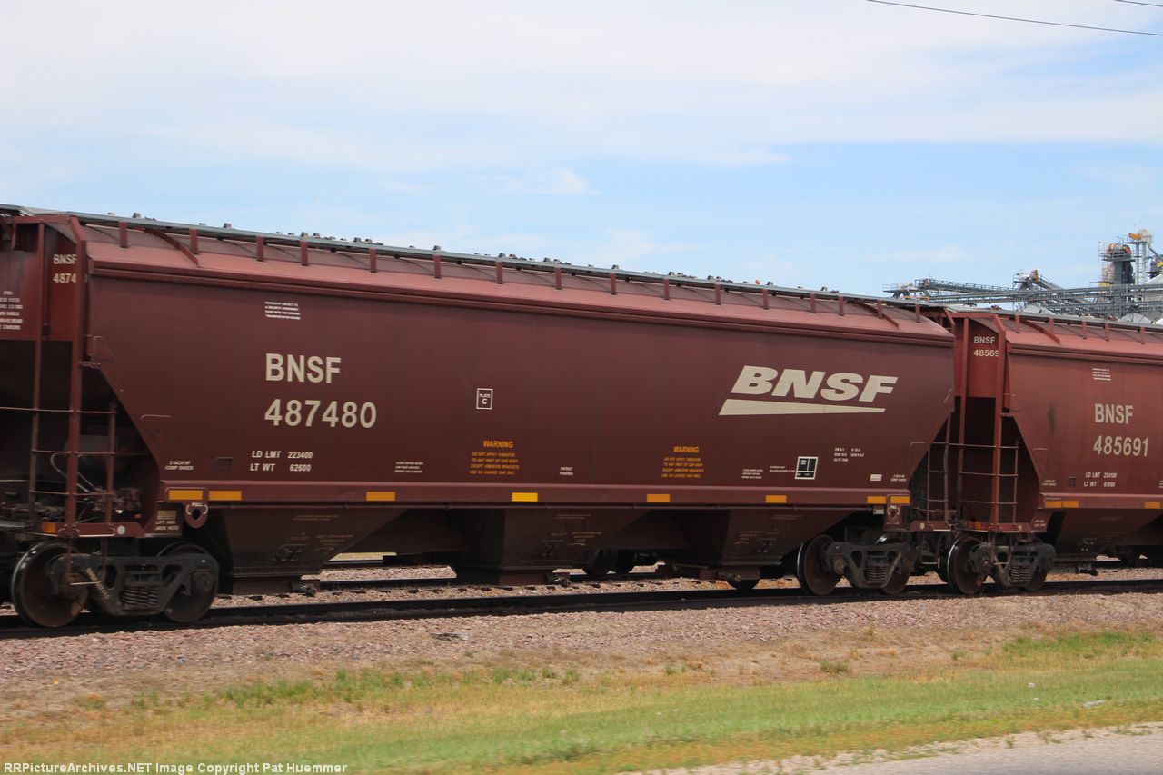 BNSF 487480