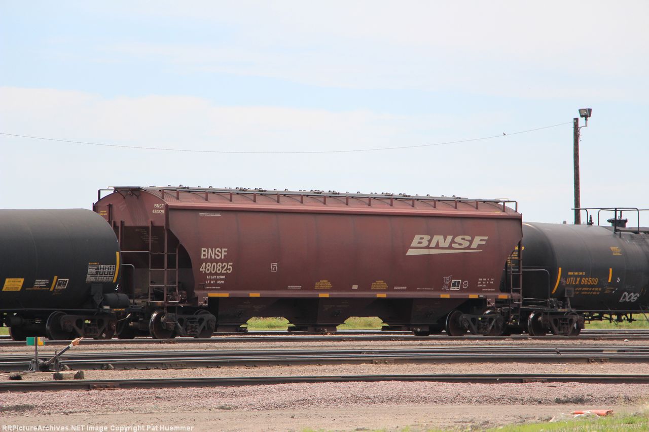 BNSF 480825
