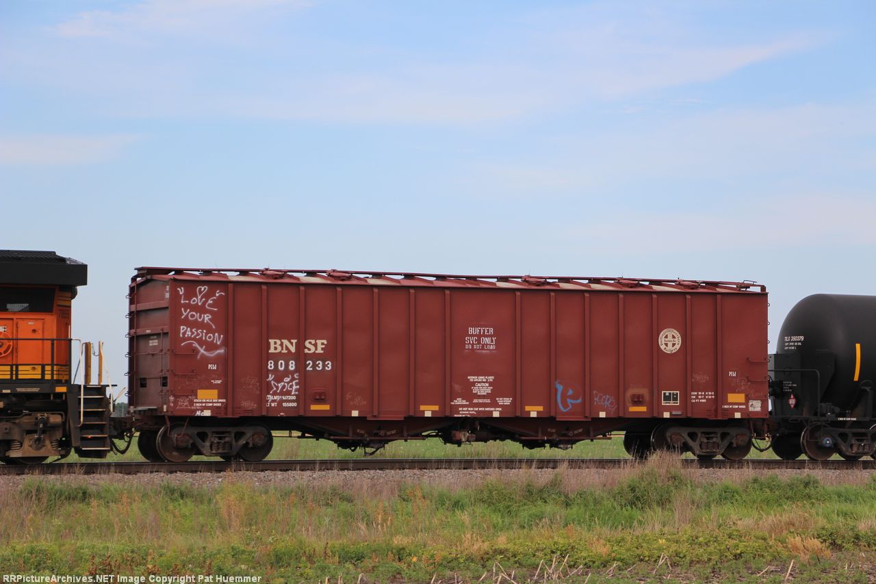 BNSF 808233