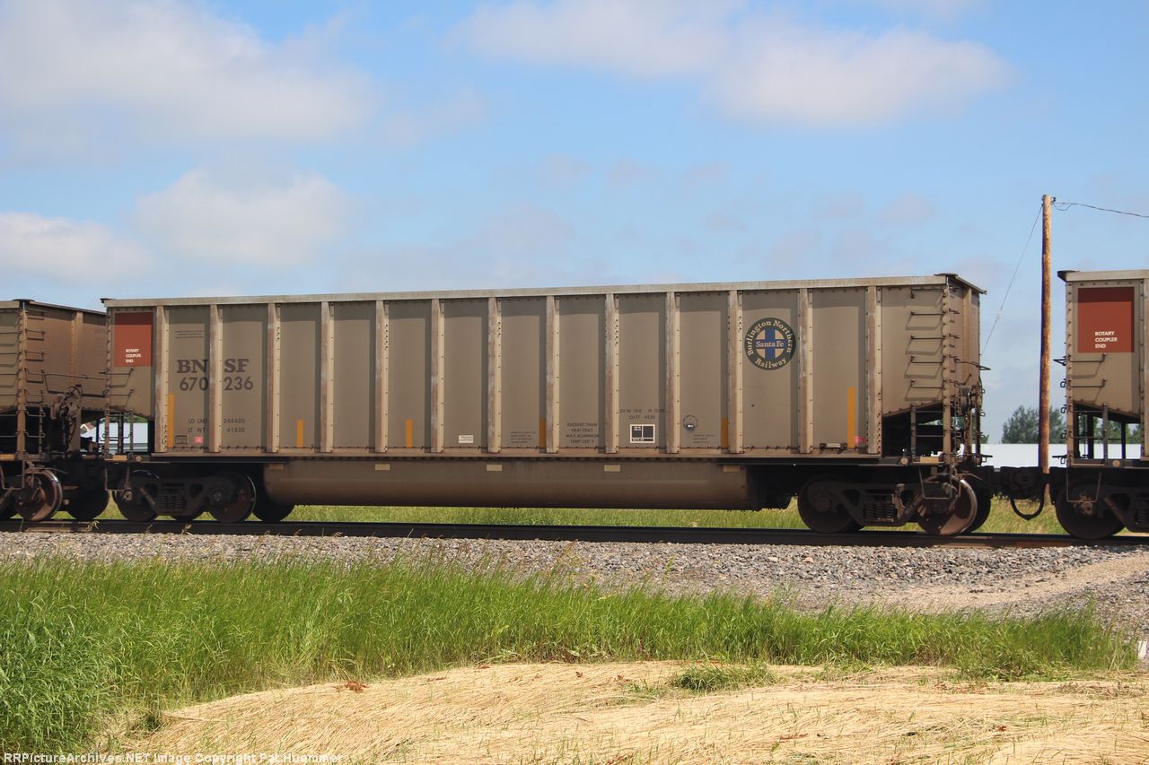 BNSF 670236