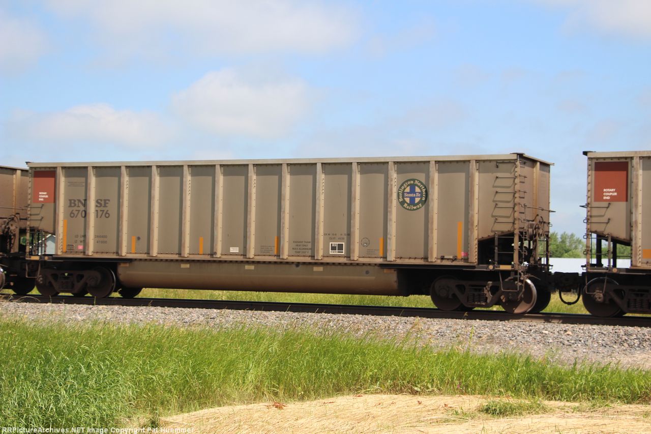 BNSF 670176