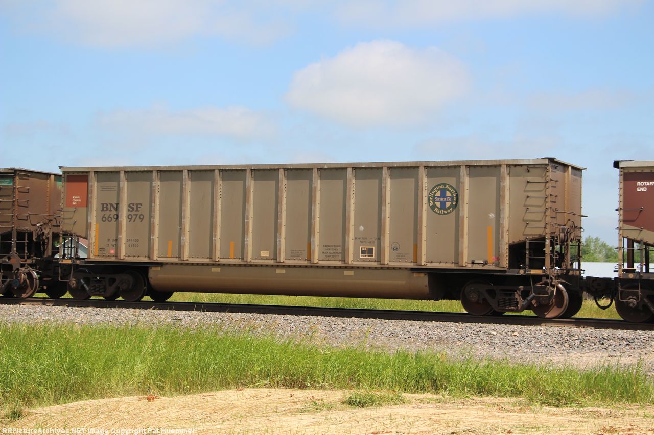 BNSF 669979