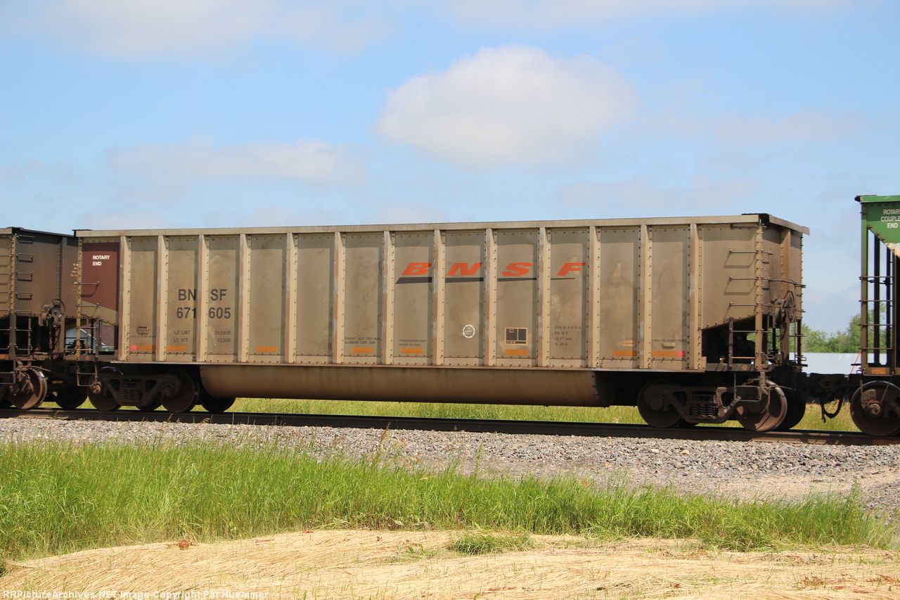 BNSF 671605