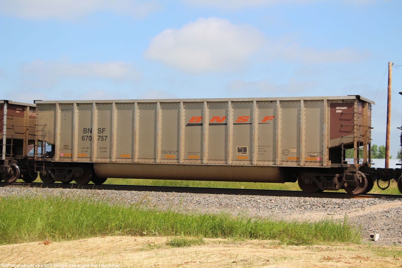 BNSF 670757