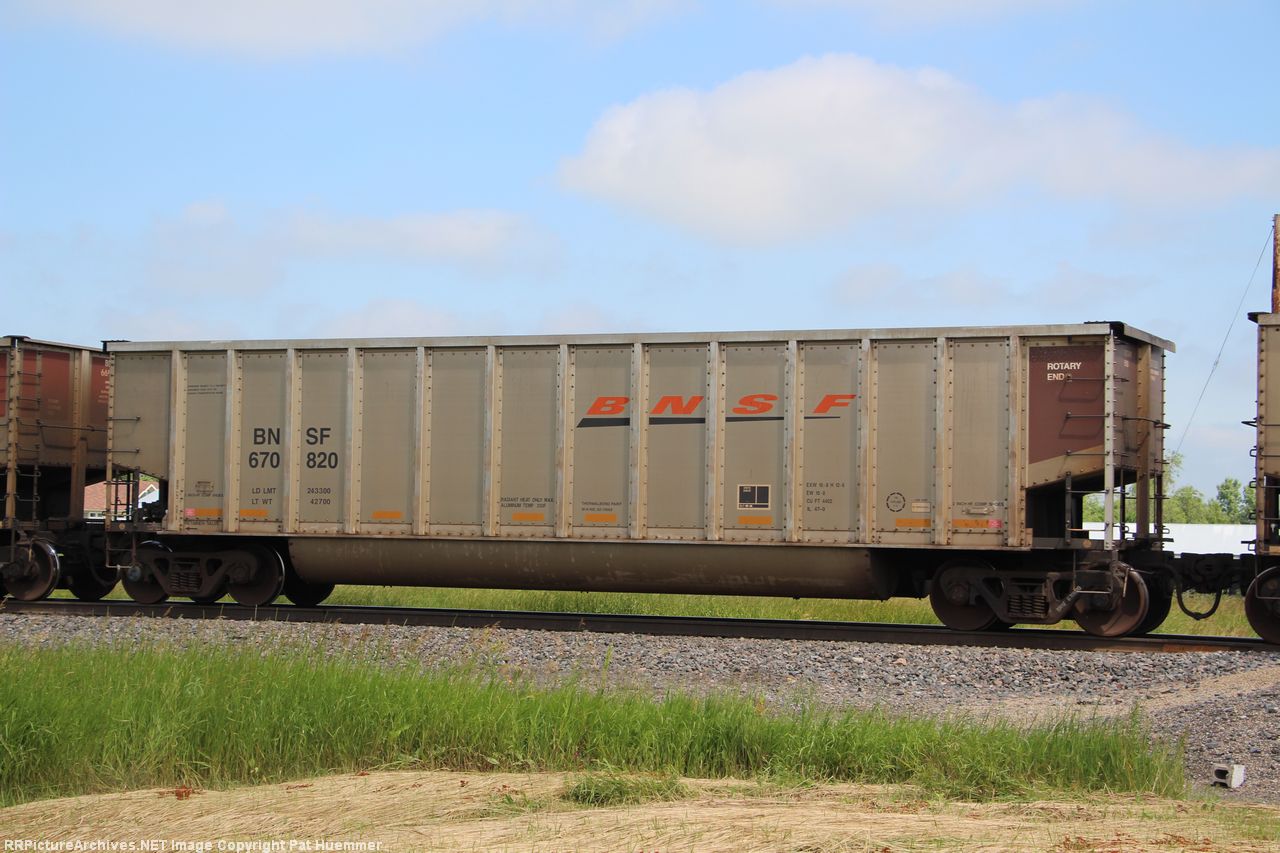 BNSF 670820