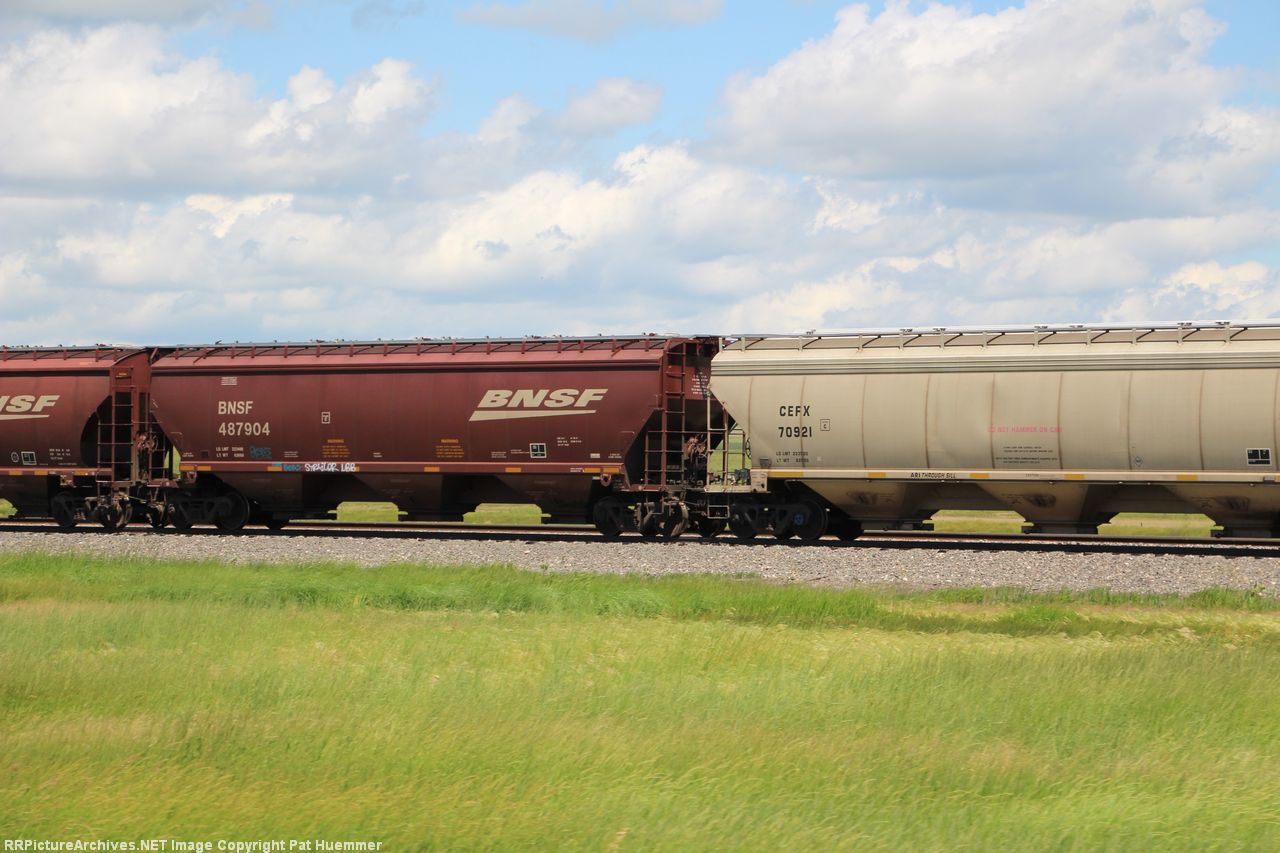 BNSF 487904