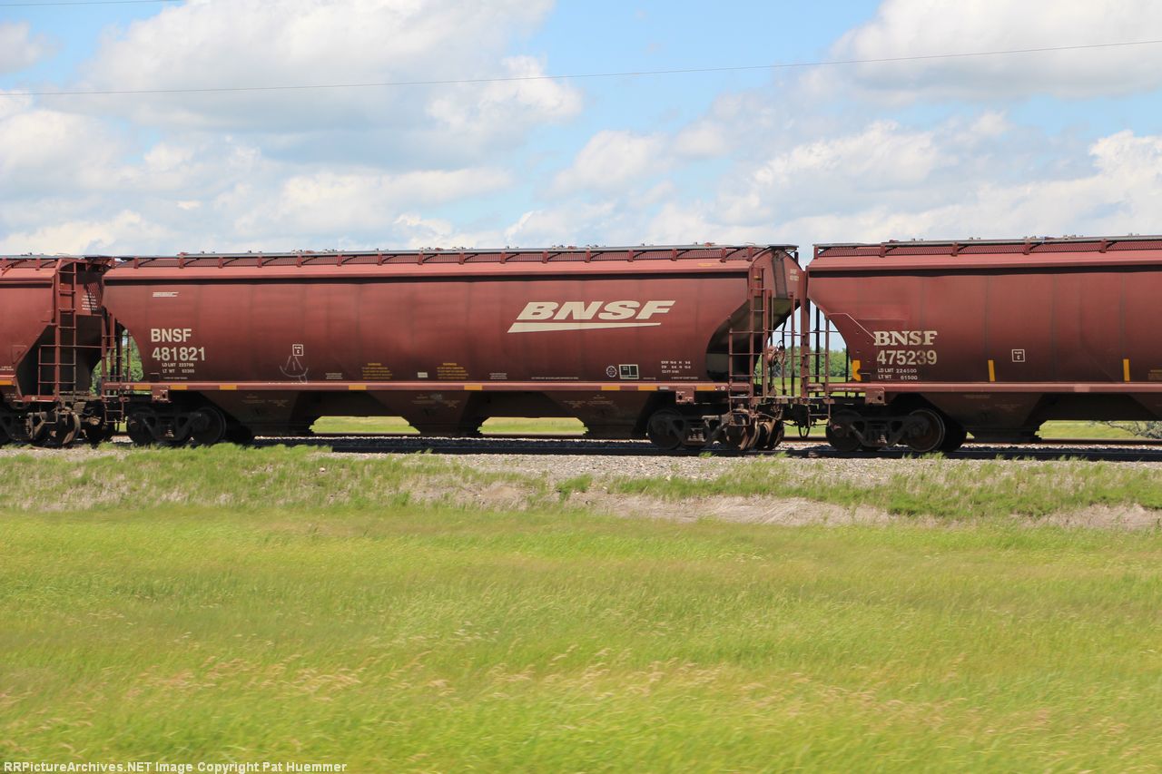 BNSF 481821