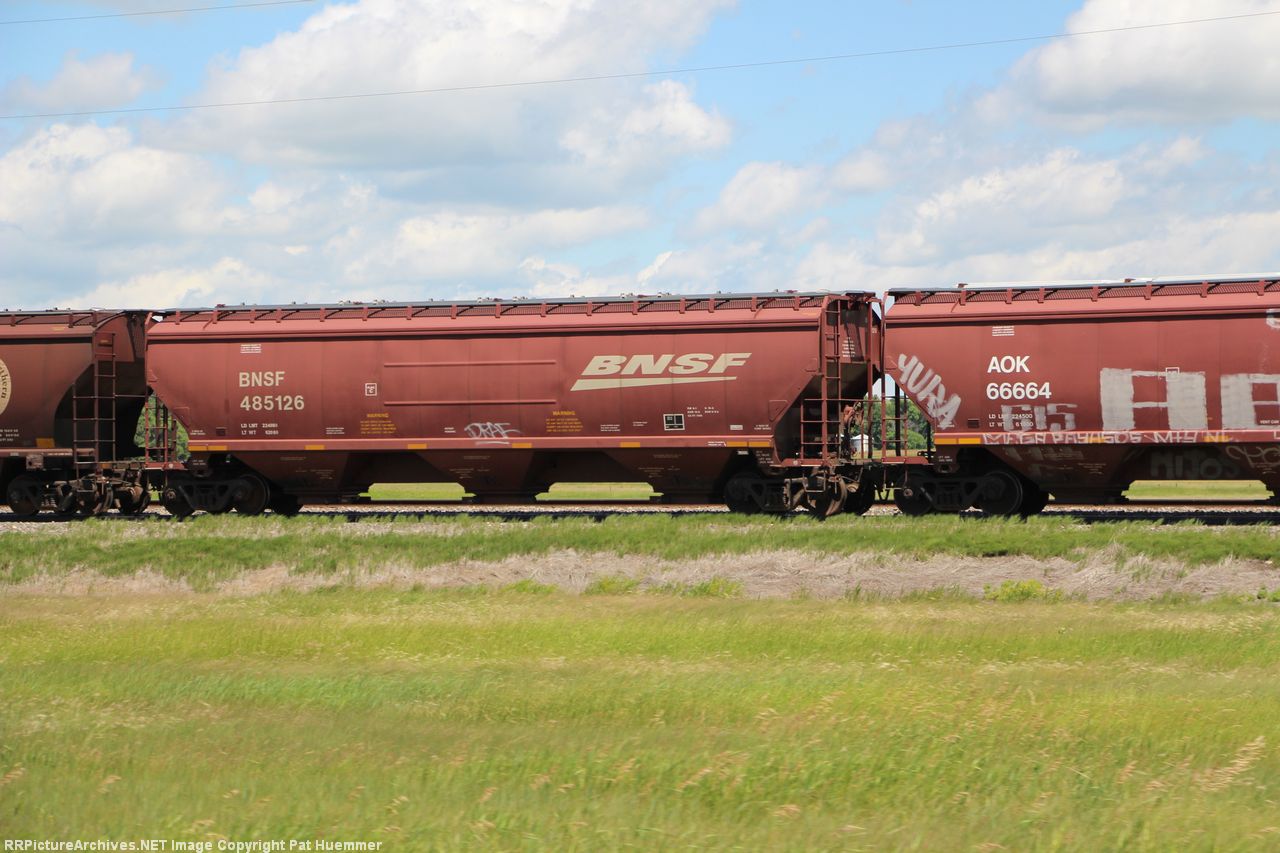BNSF 485126