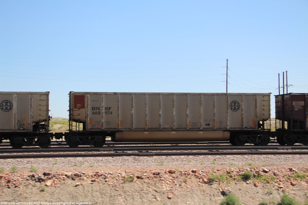 BNSF 668974