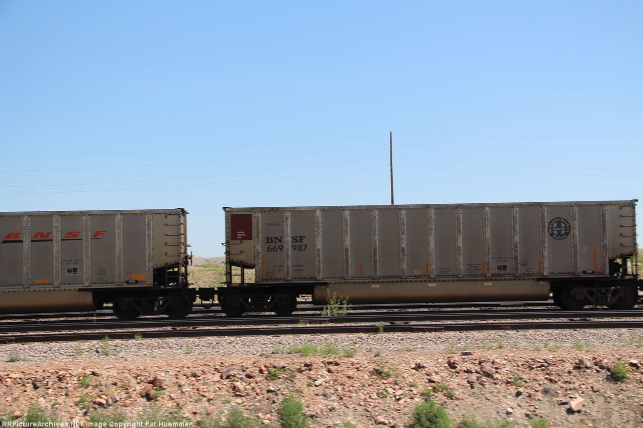 BNSF 669987