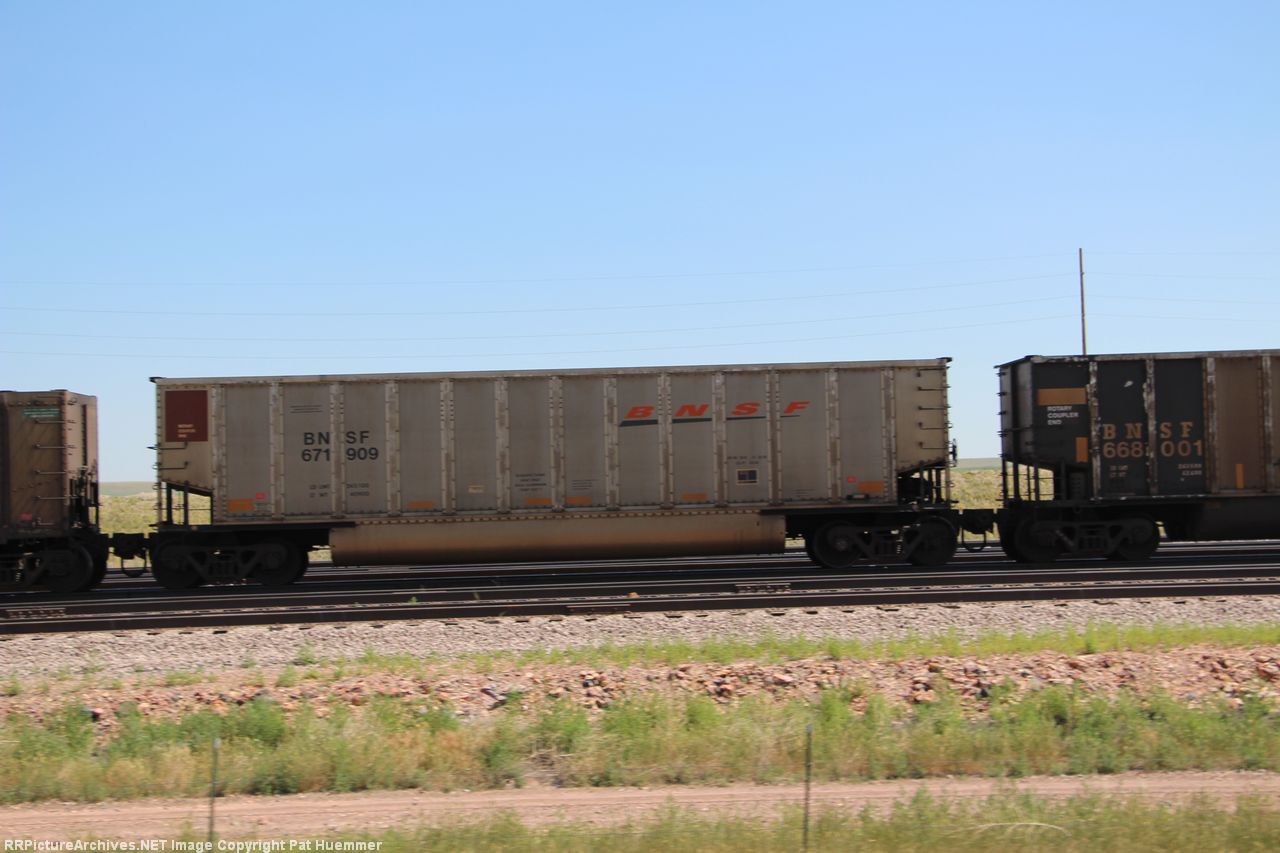 BNSF 671909