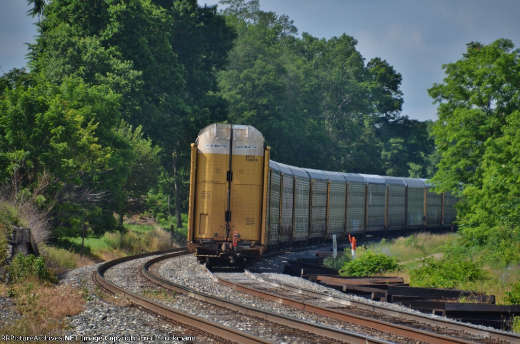 ETTX 712022 leaves Cuyahoga Falls for Akron.