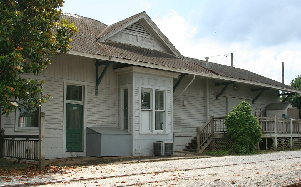 L&N depot