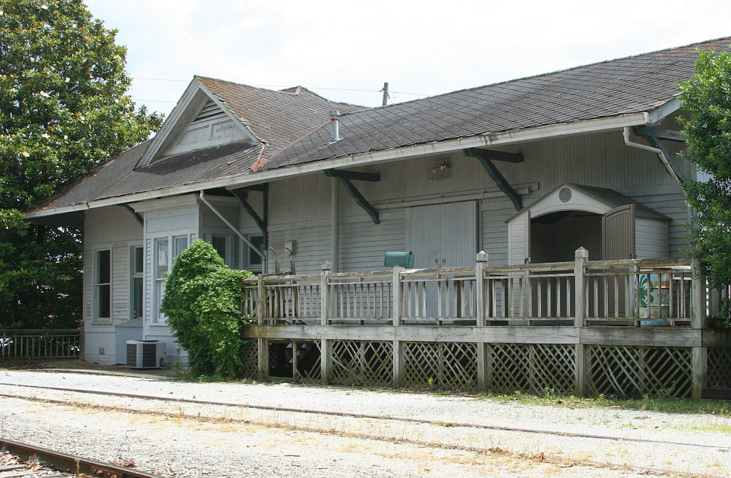 L&N depot