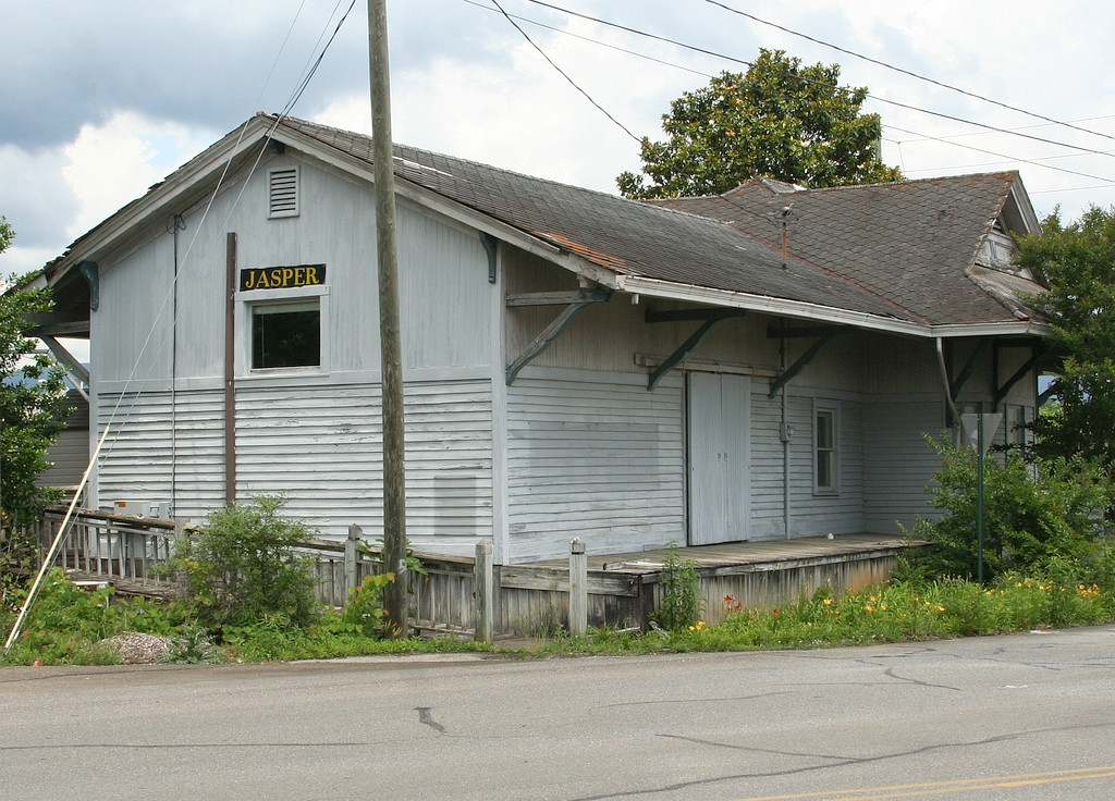 L&N depot