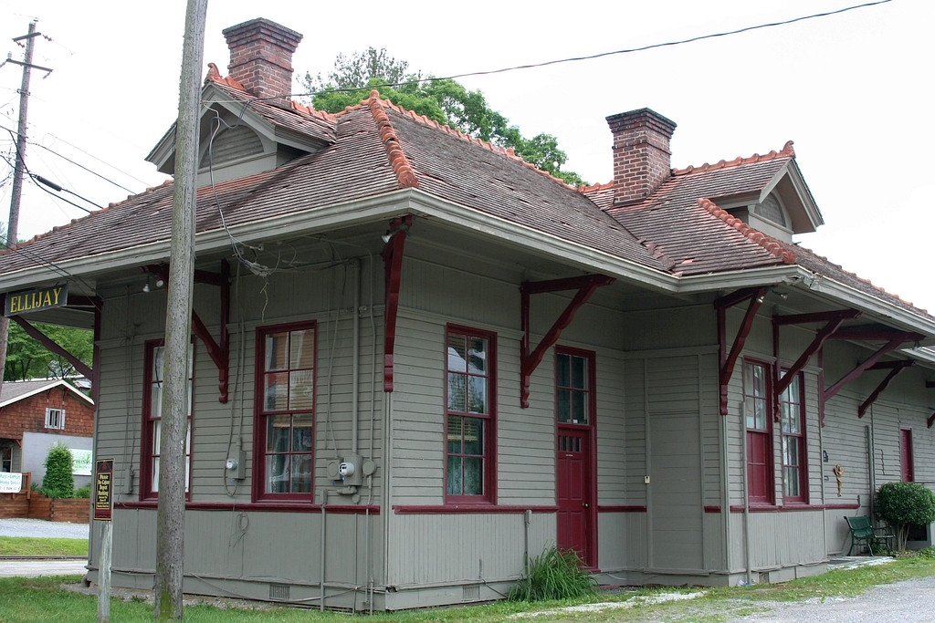 L&N depot