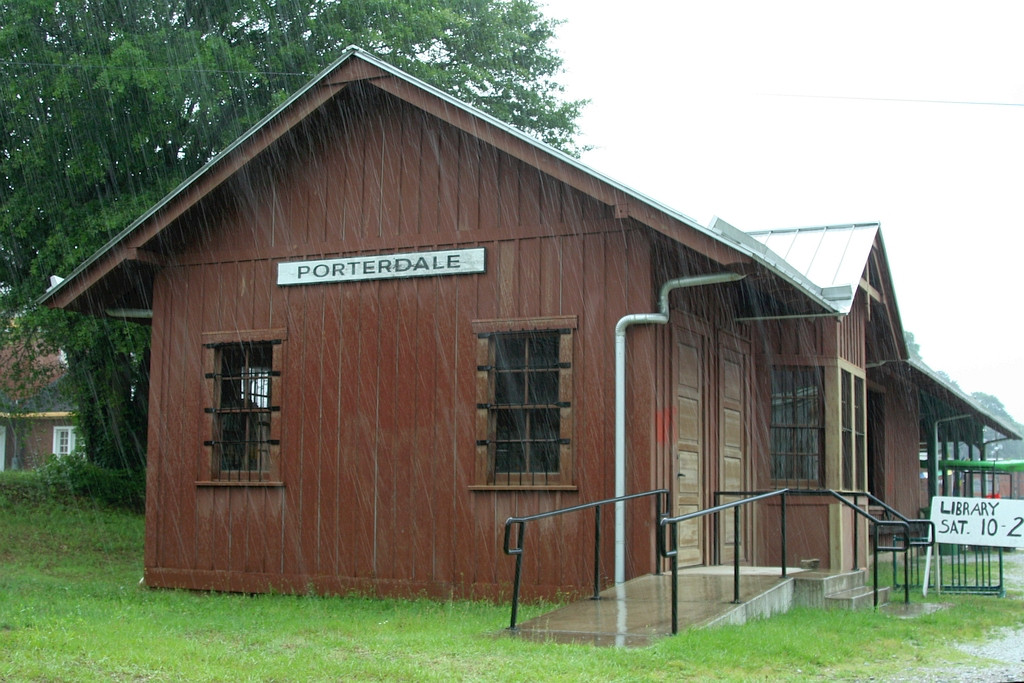 1899 COFG depot