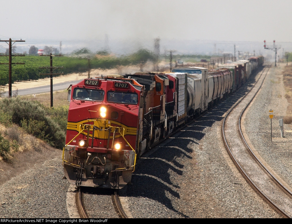 BNSF 4707