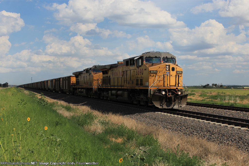 Leading an empty back to the coalfields.