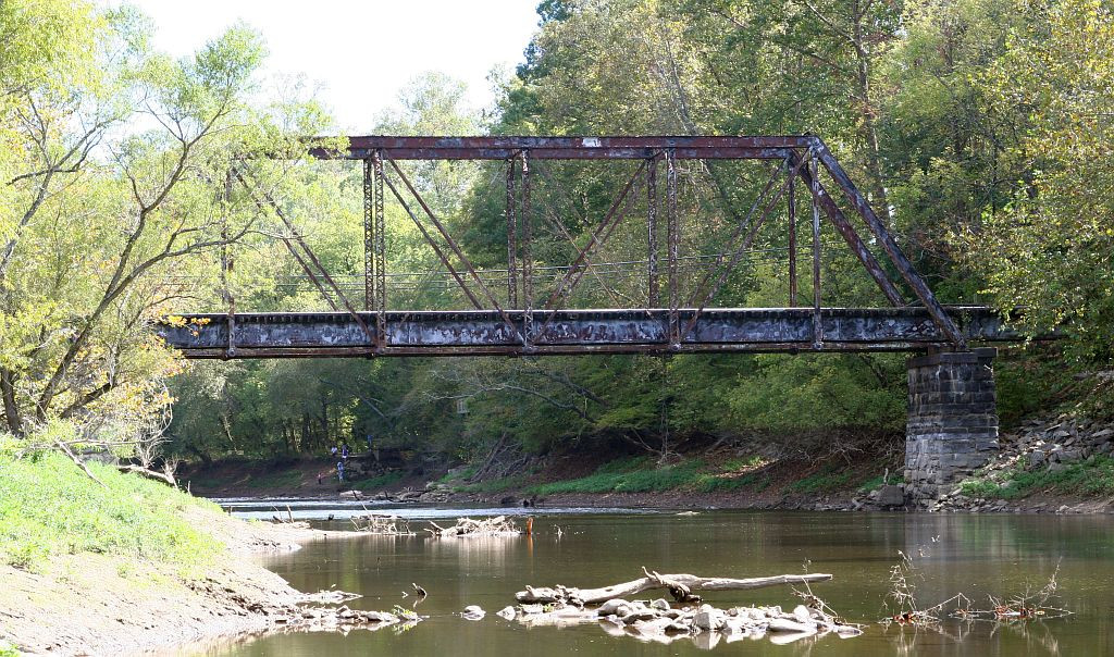 Sou bridge north of town