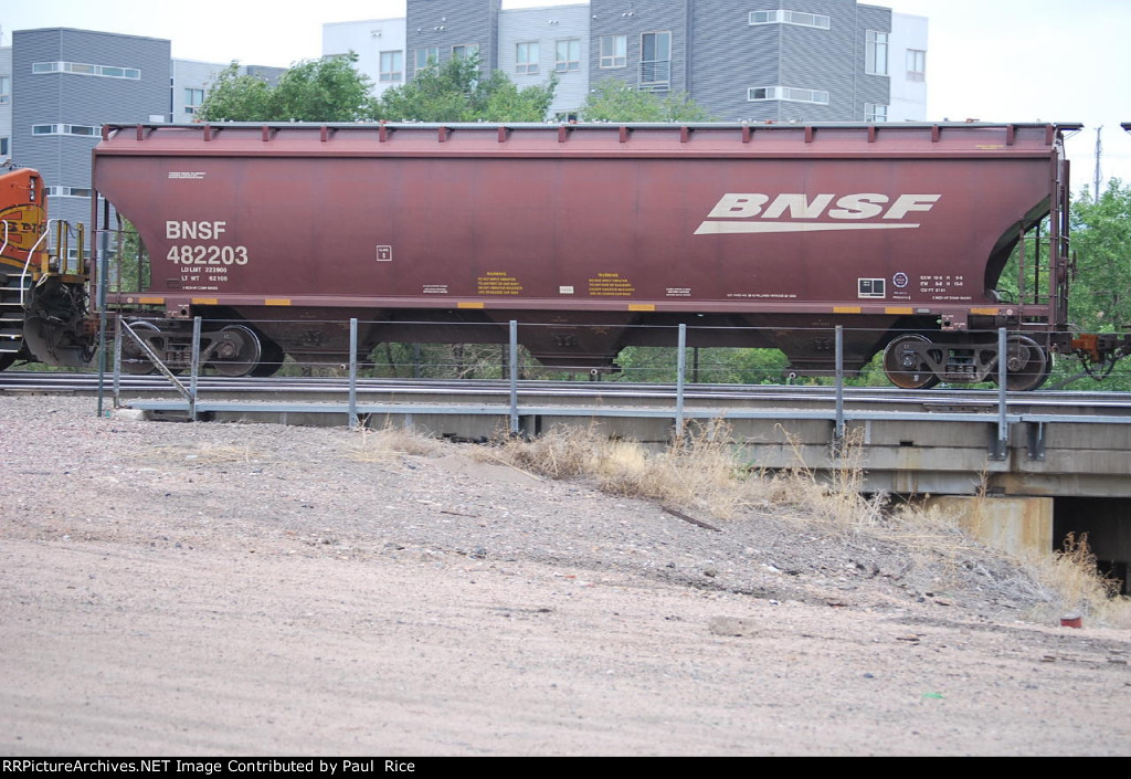 BNSF 482203