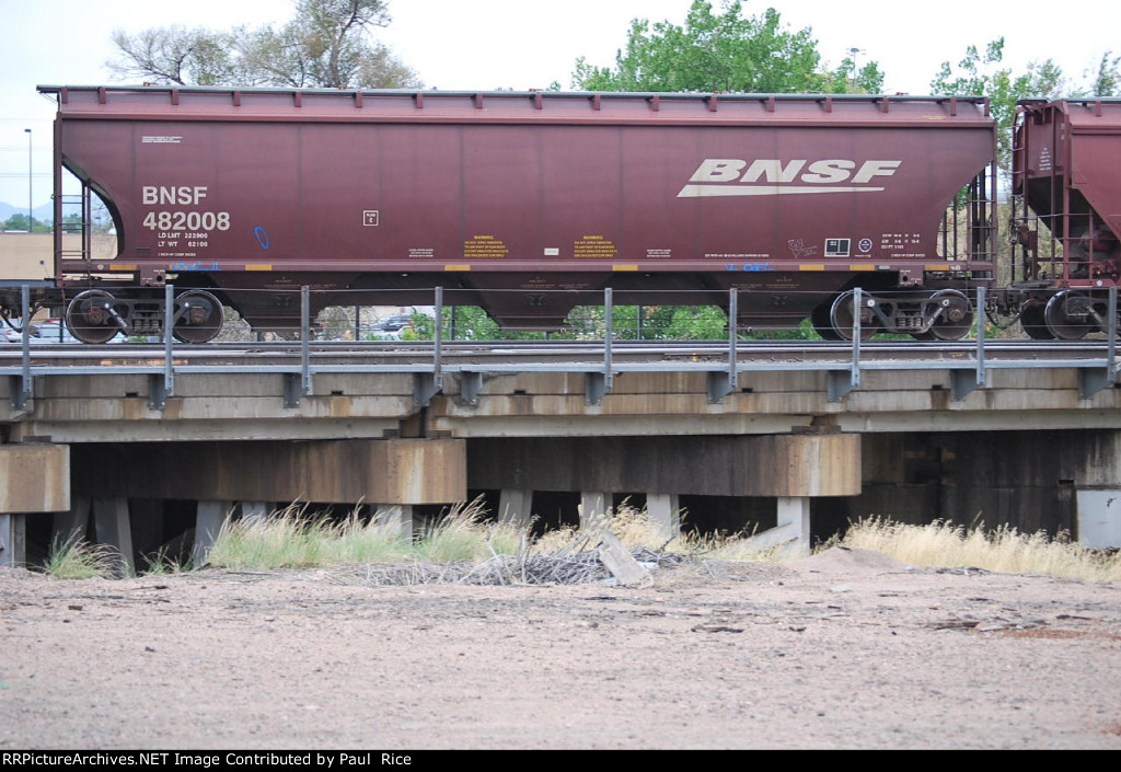 BNSF 482008