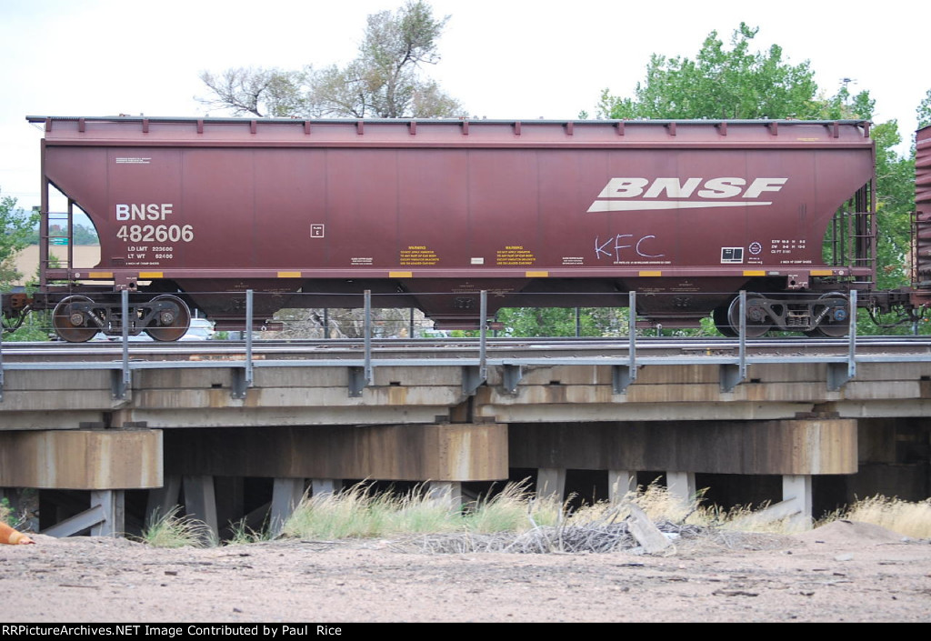 BNSF 482606