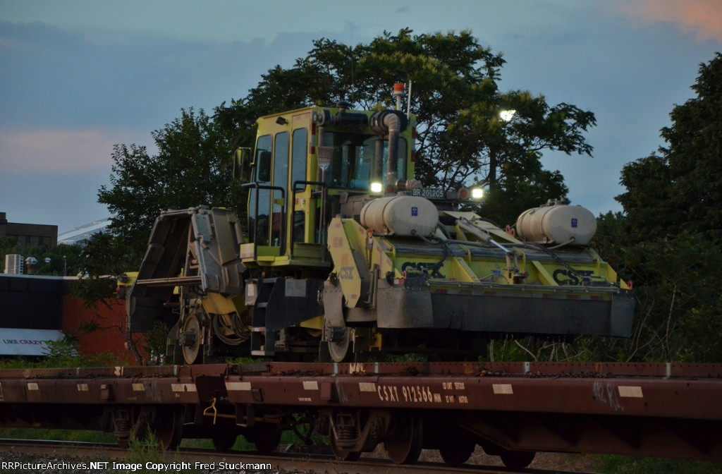 The first piece to be loaded here tonight comes on board.