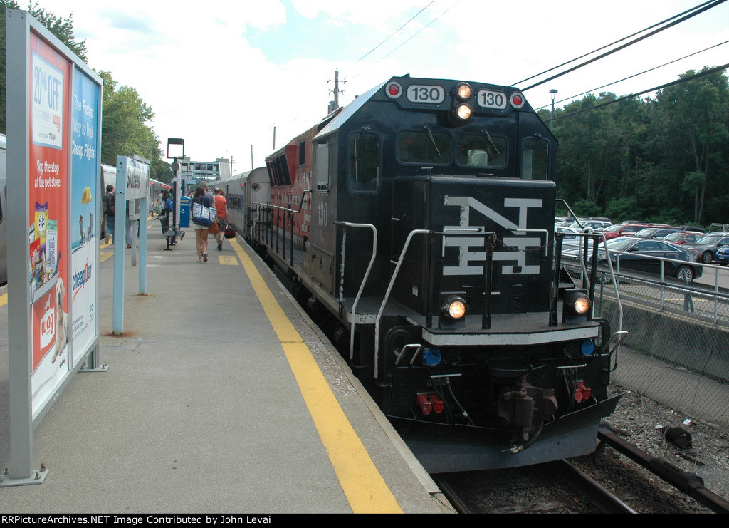 Wassaic Shuttle powered by CDOT BL20GH # 130
