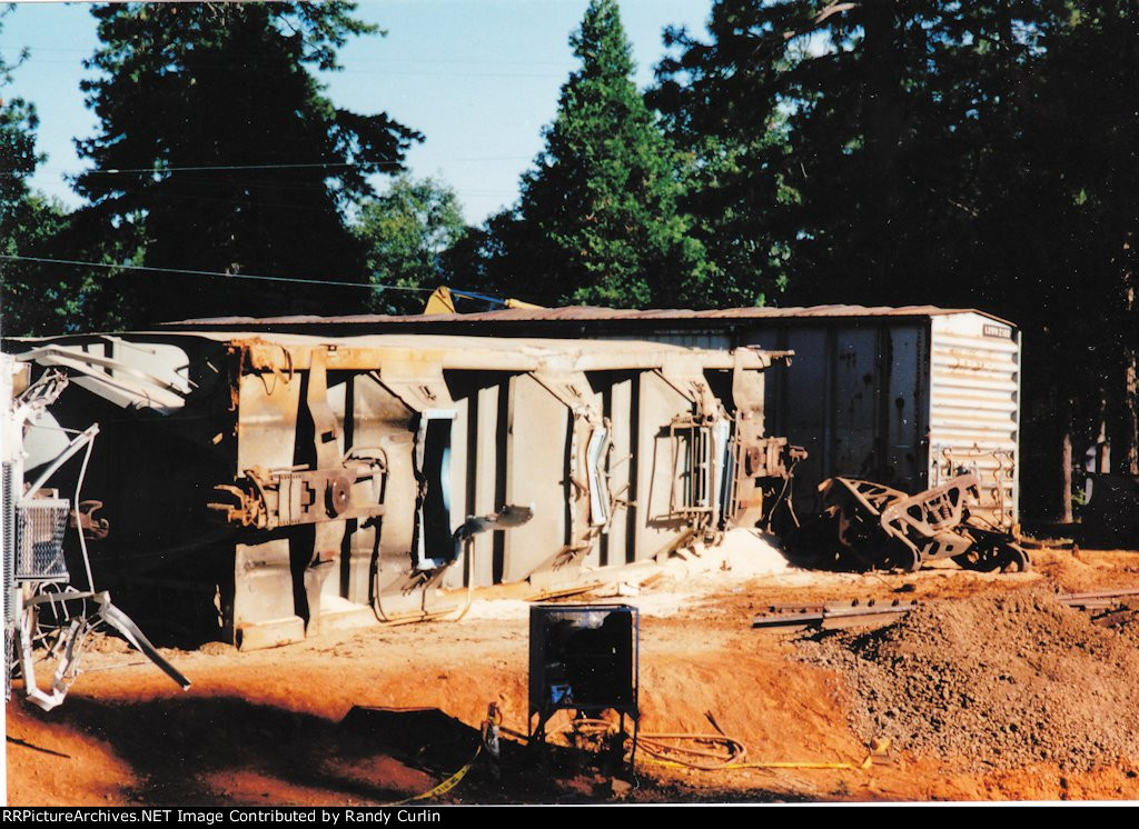 Gold Run Derailment 7-12-01