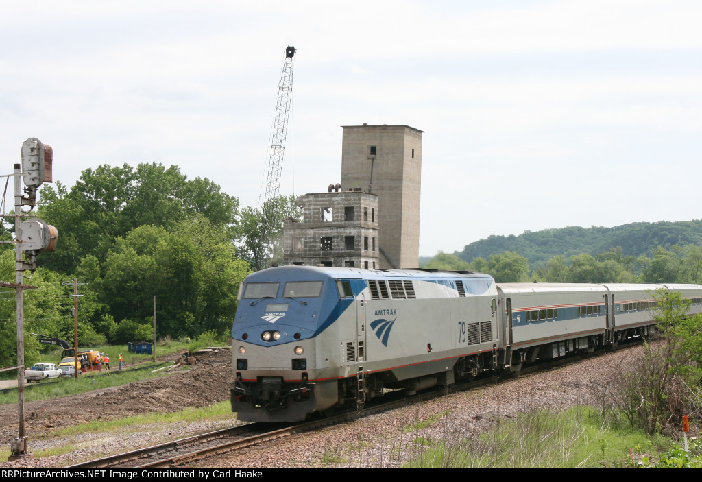Amtrak crossing the old bridge