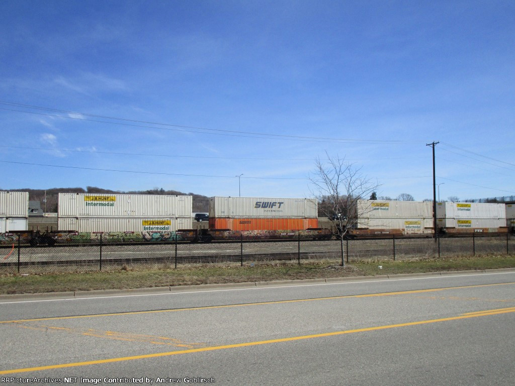 BNSF 253660 & DTTX 724500