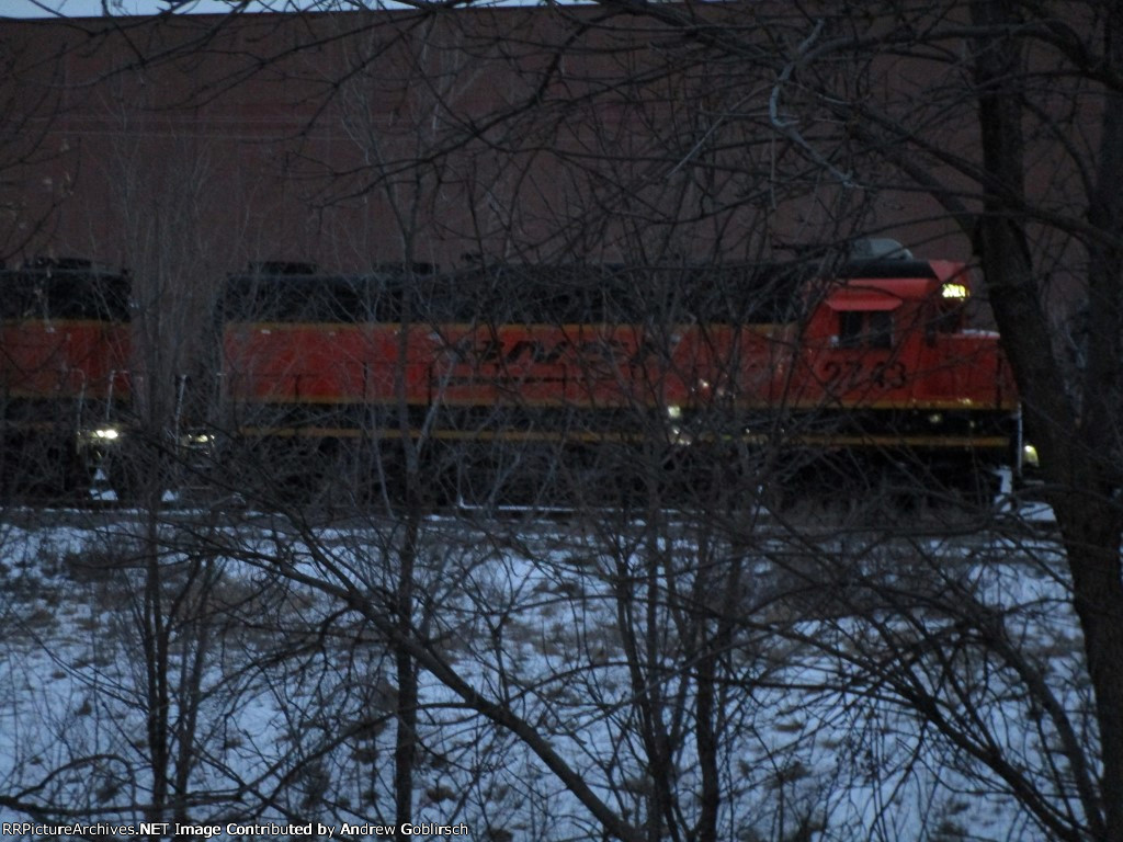 BNSF 2743