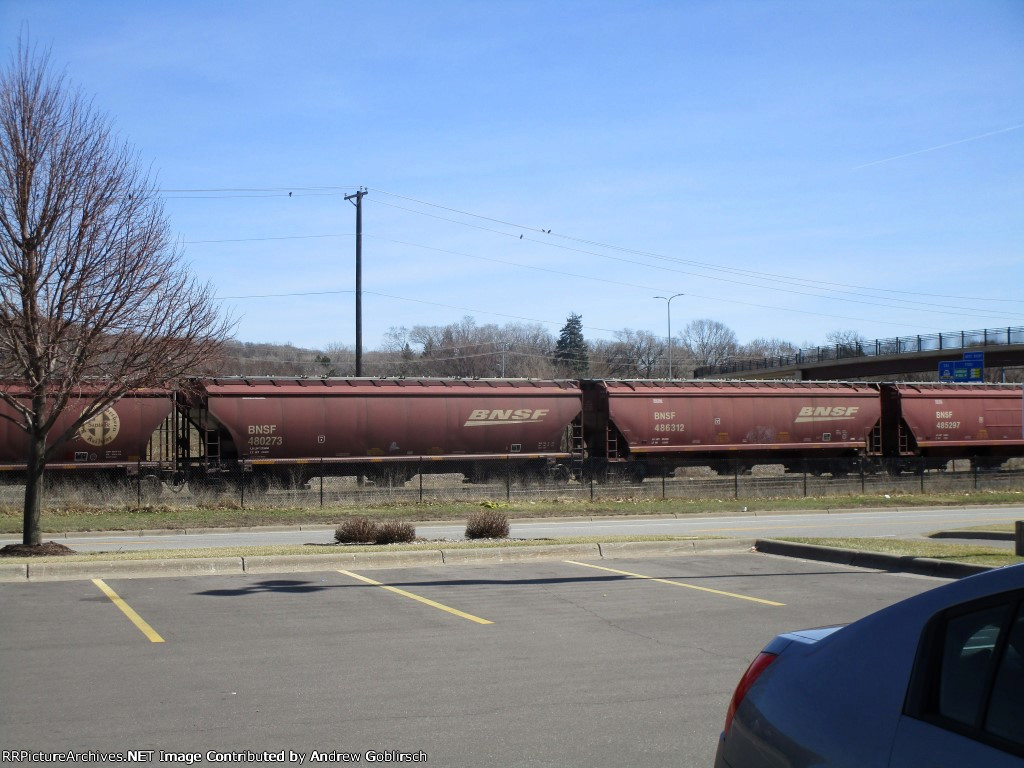 BNSF 486312 & 480273