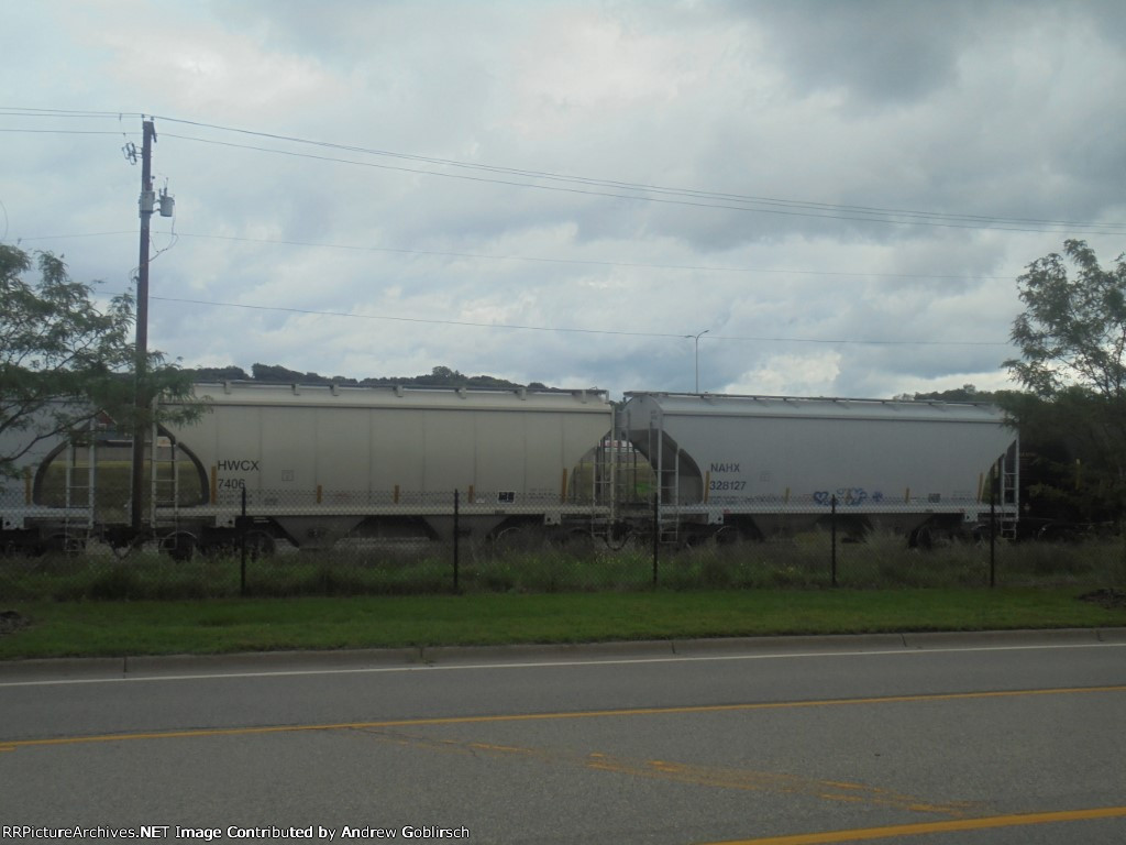 NAHX 328127 & HWCX 7406