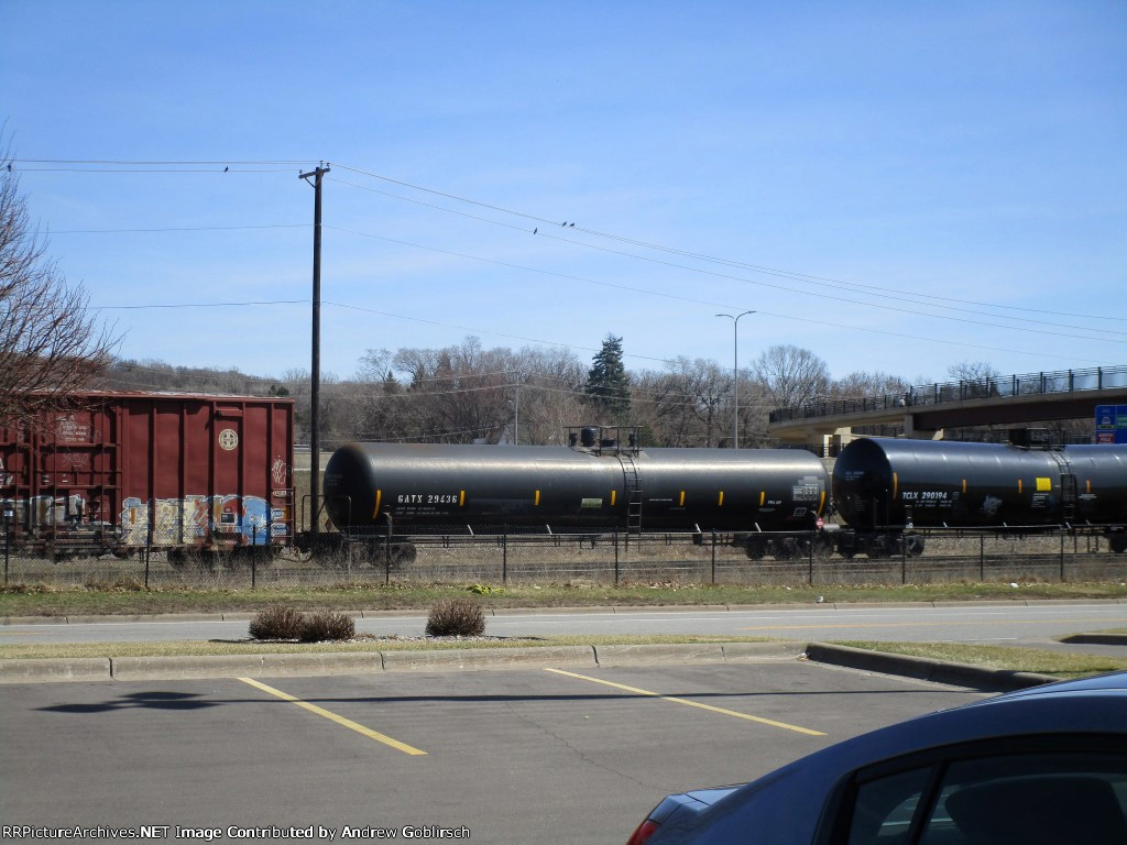 TCLX 290194 & GATX 29436