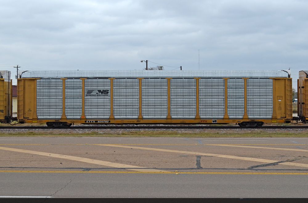 Left side of ETTX 820782