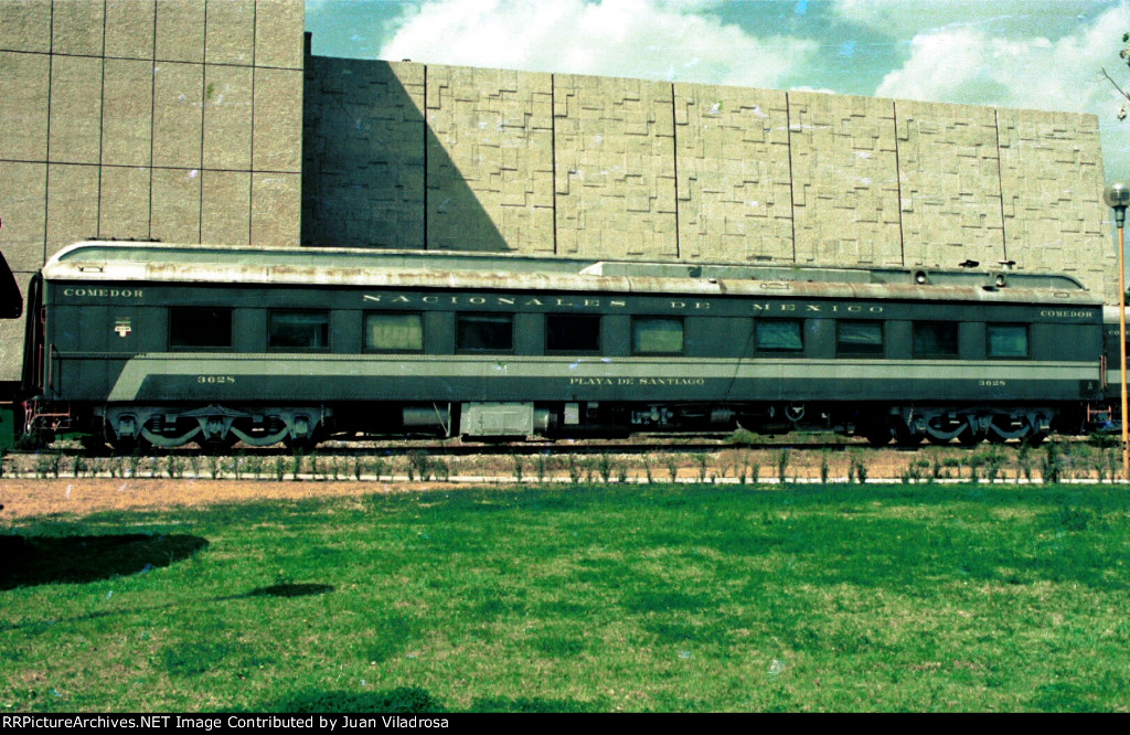 NdeM 3528 COMEDOR PLAYA DE SANTIAGO