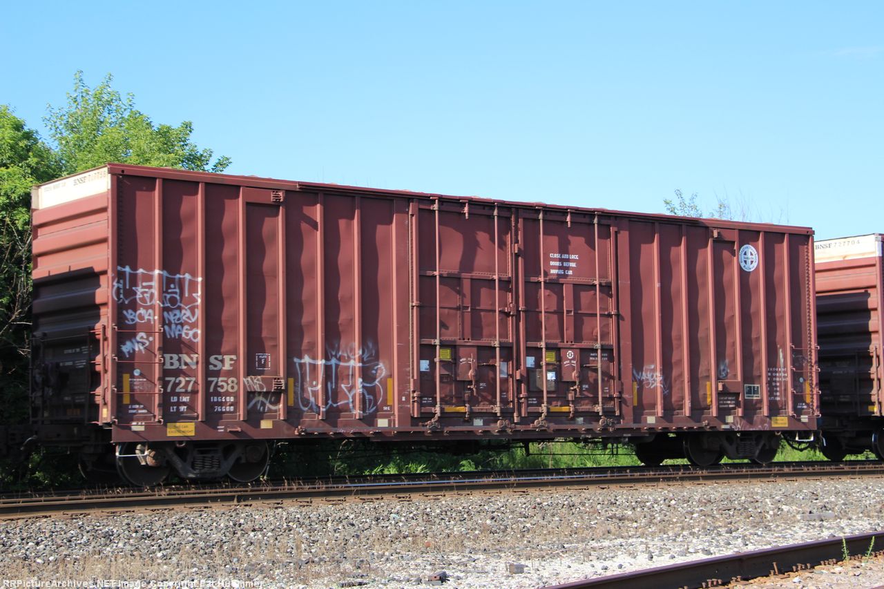 BNSF 727758