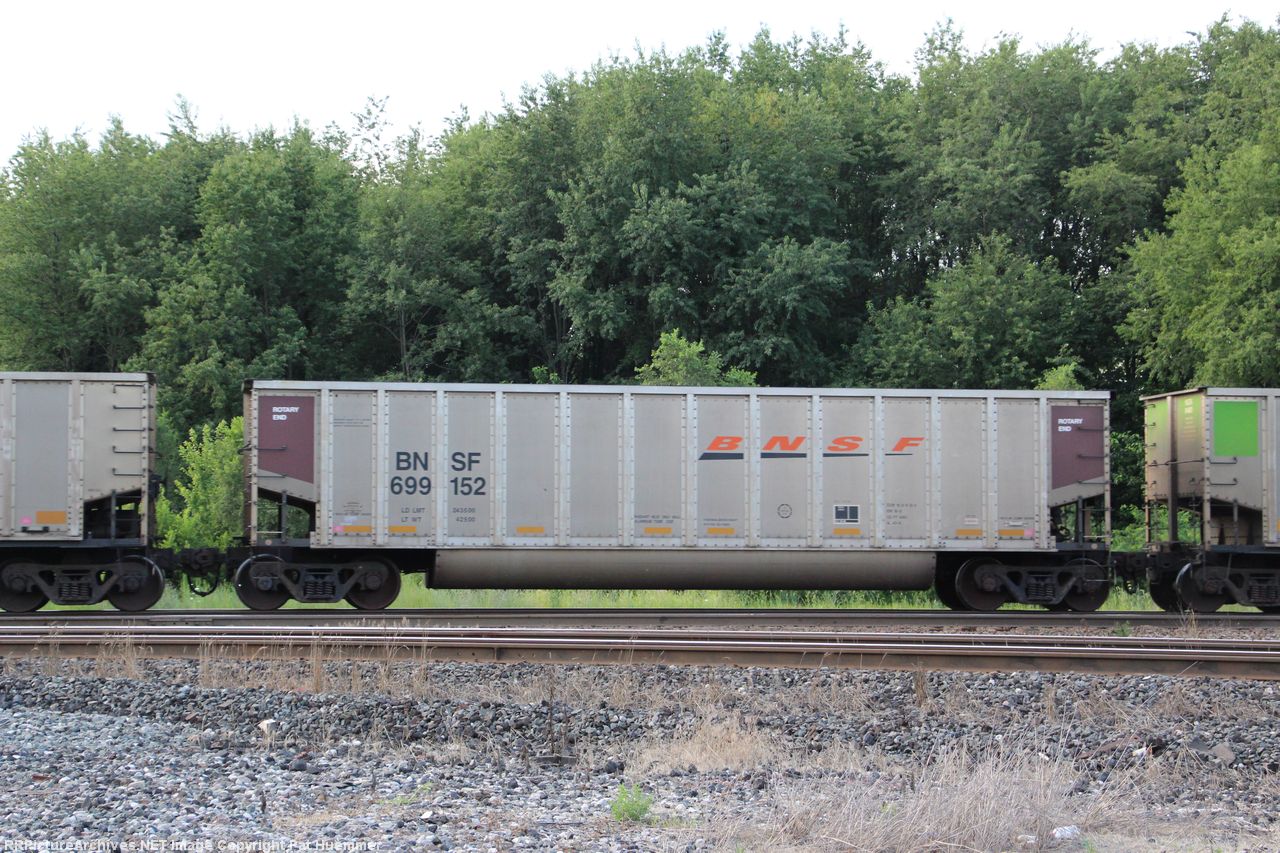 BNSF 699152