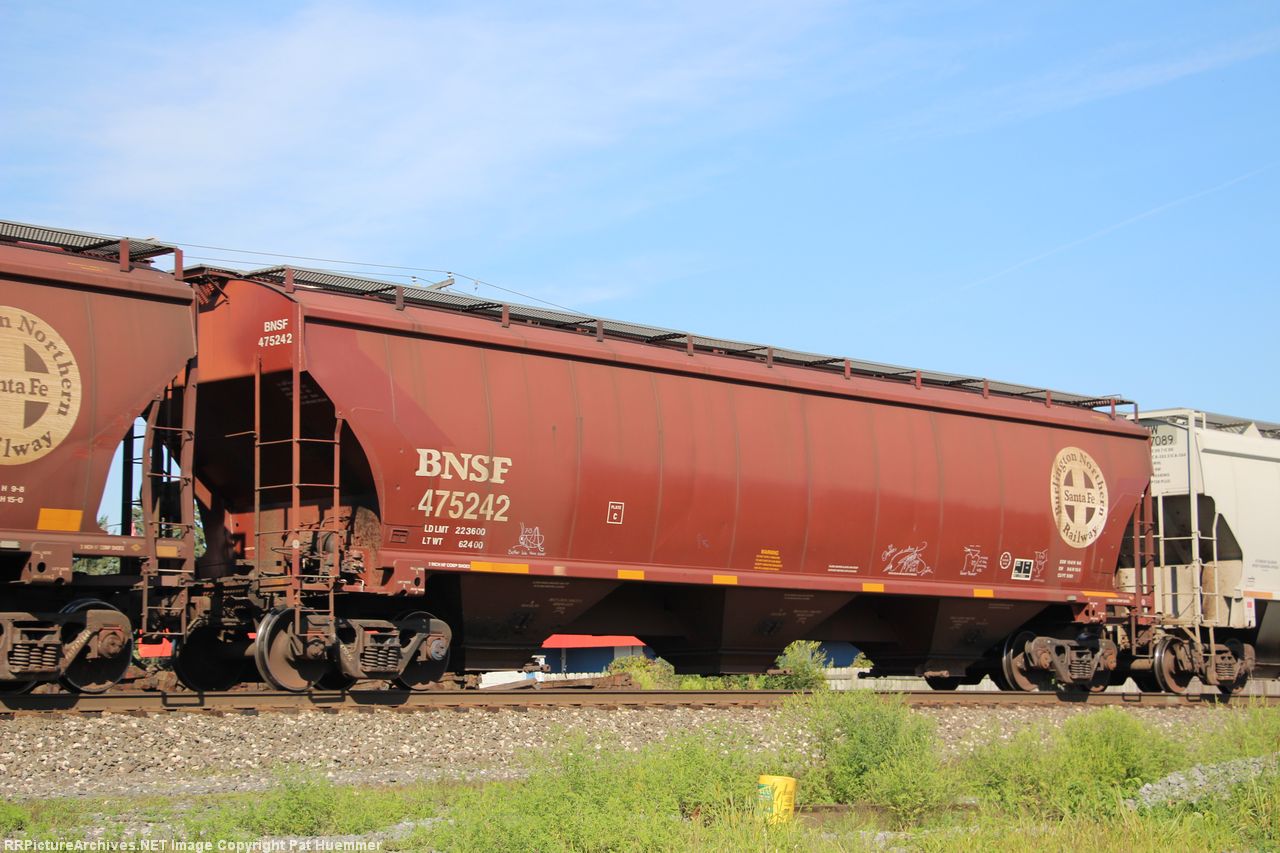 BNSF 475242