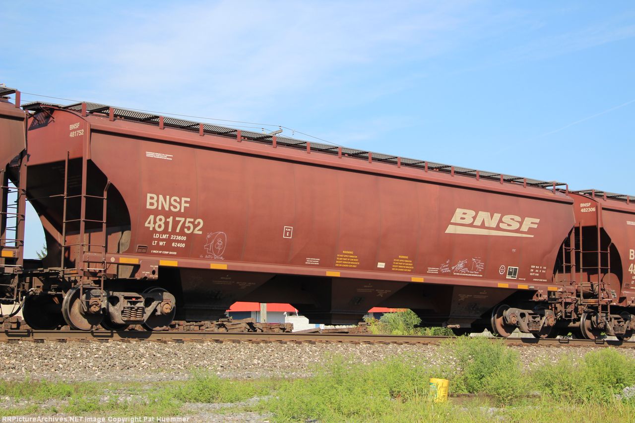 BNSF 481752
